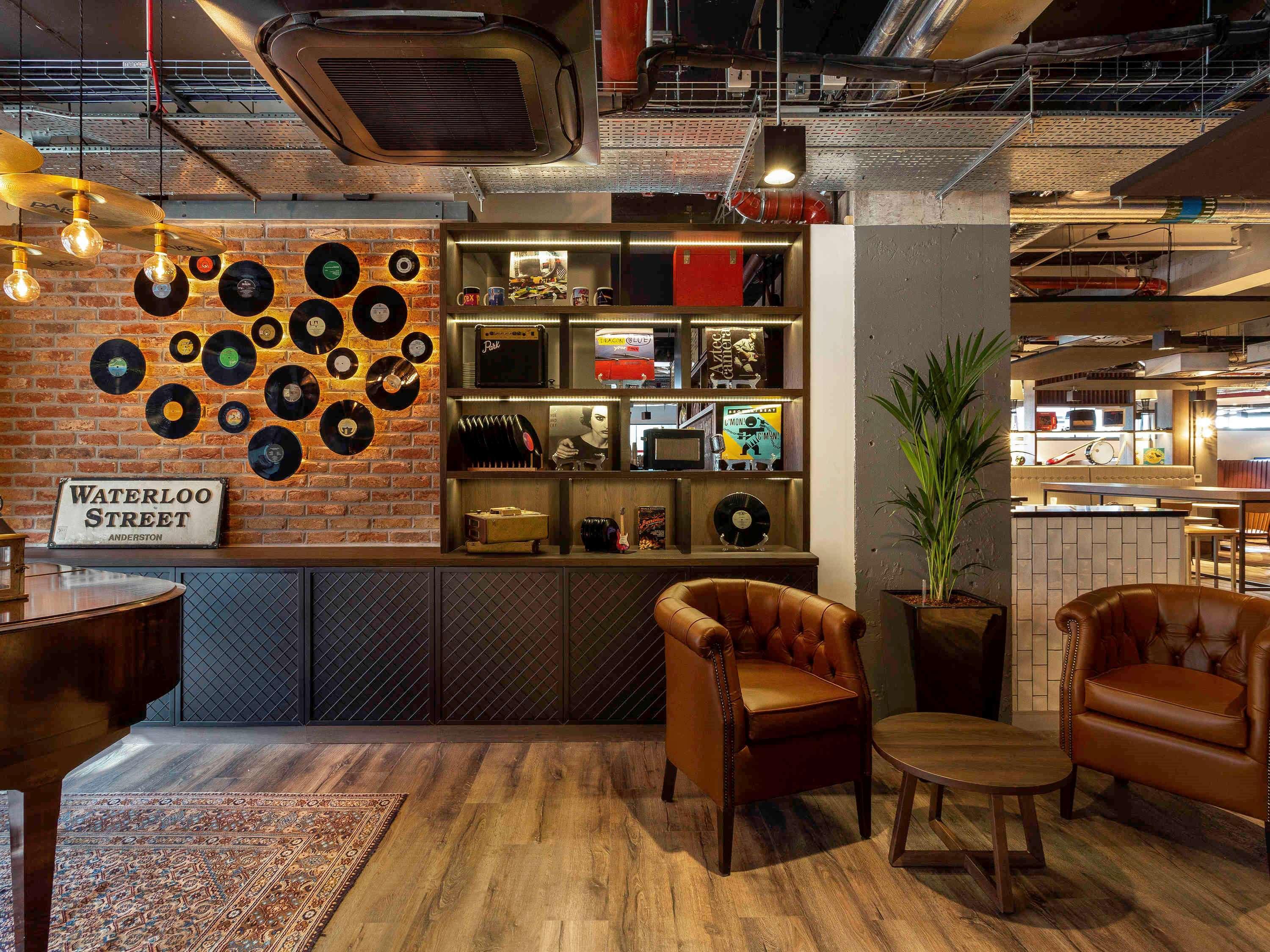 Ibis Styles Glasgow Central Bagian luar foto