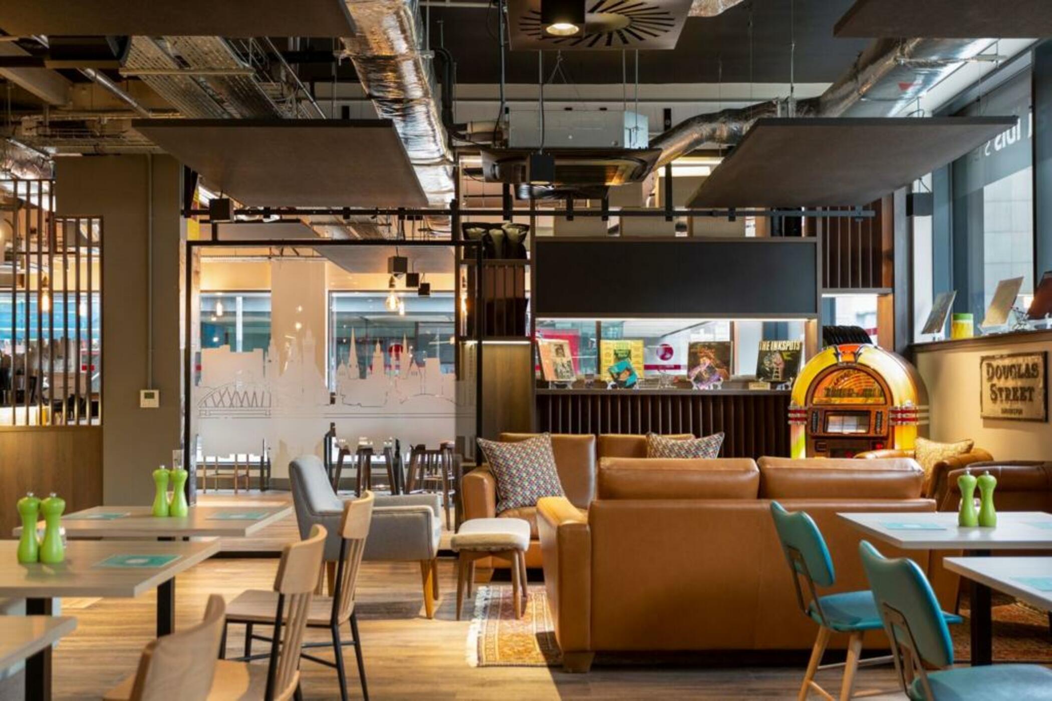 Ibis Styles Glasgow Central Bagian luar foto