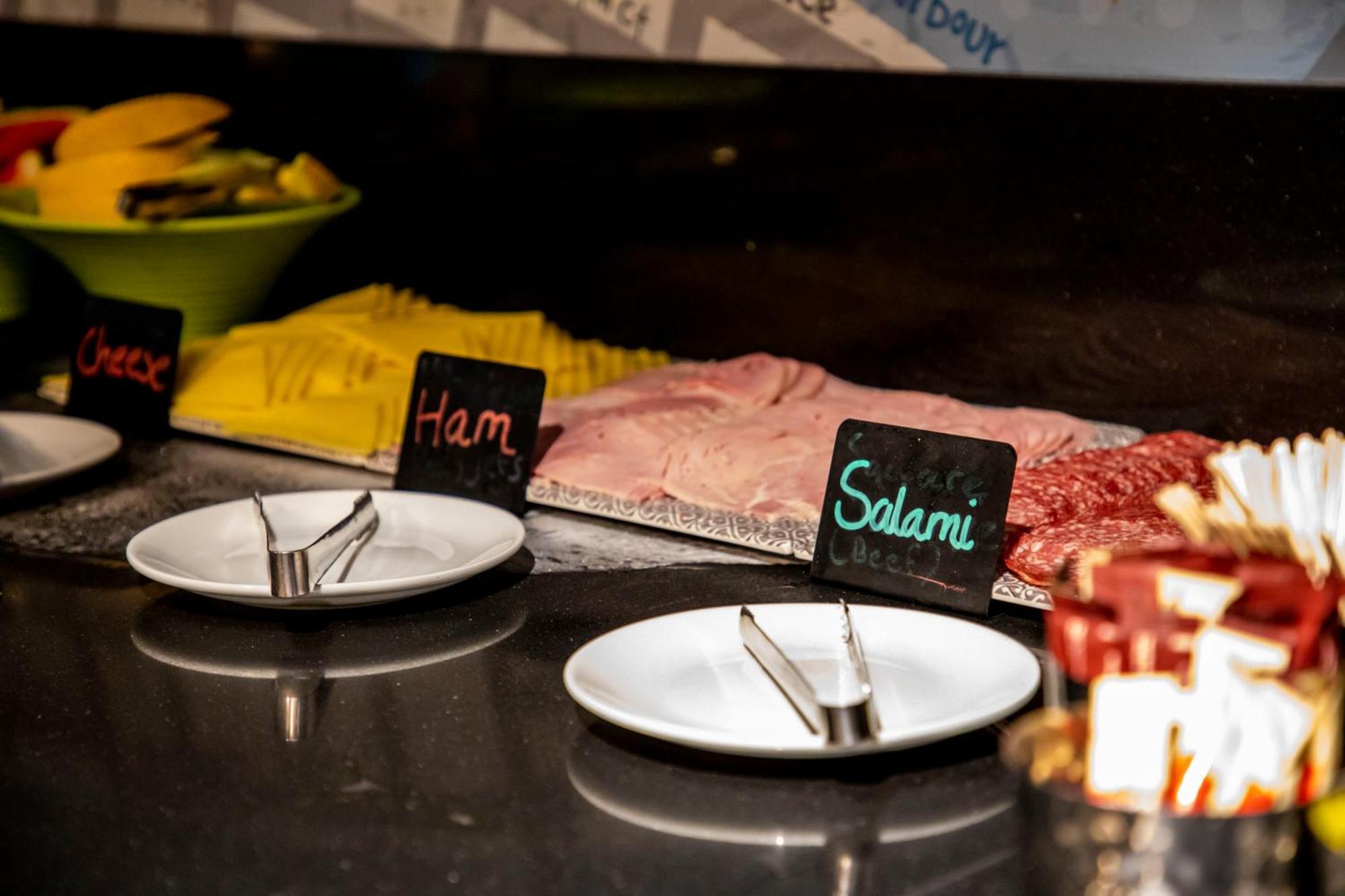 Ibis Styles Glasgow Central Bagian luar foto