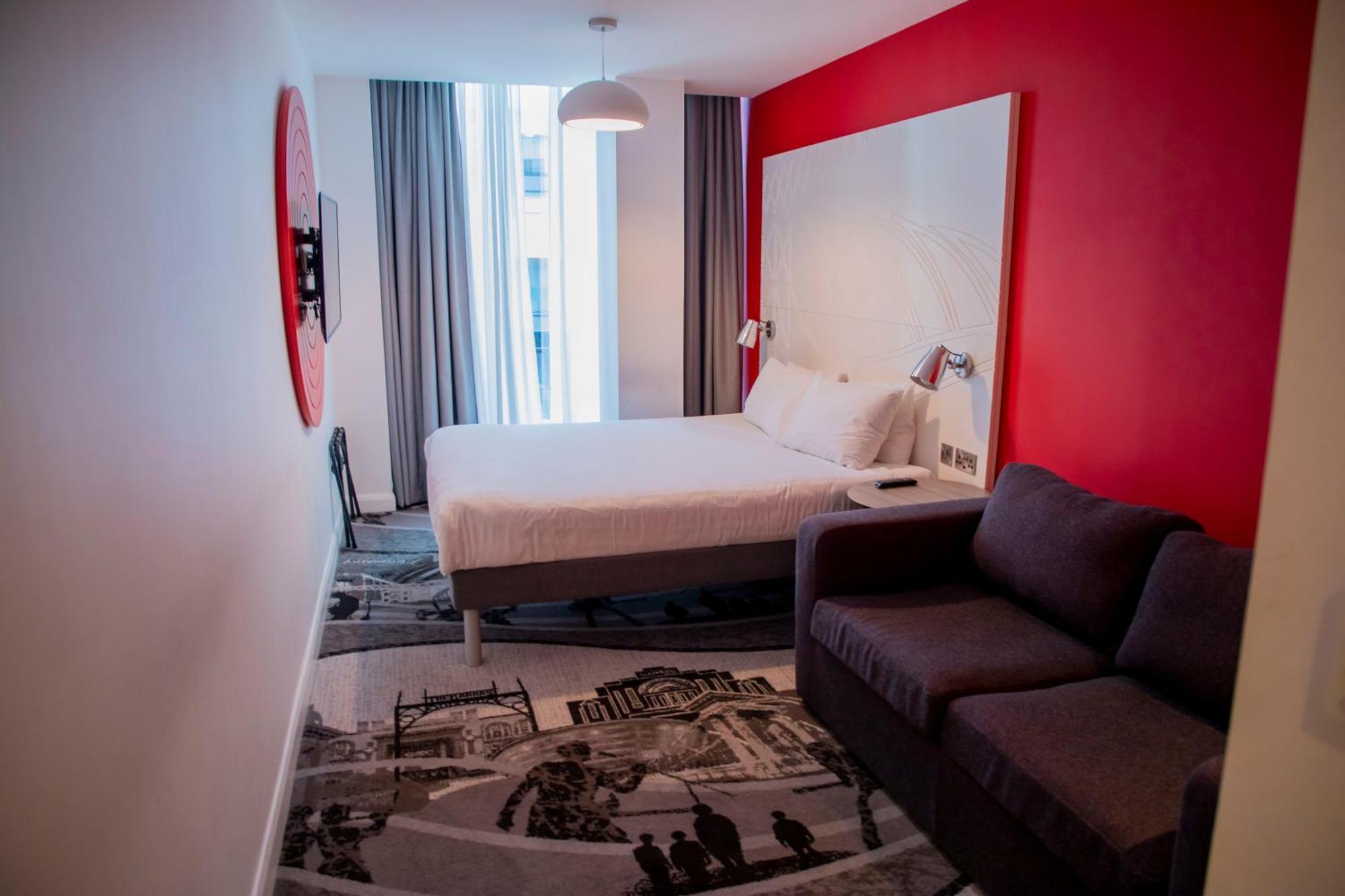Ibis Styles Glasgow Central Bagian luar foto